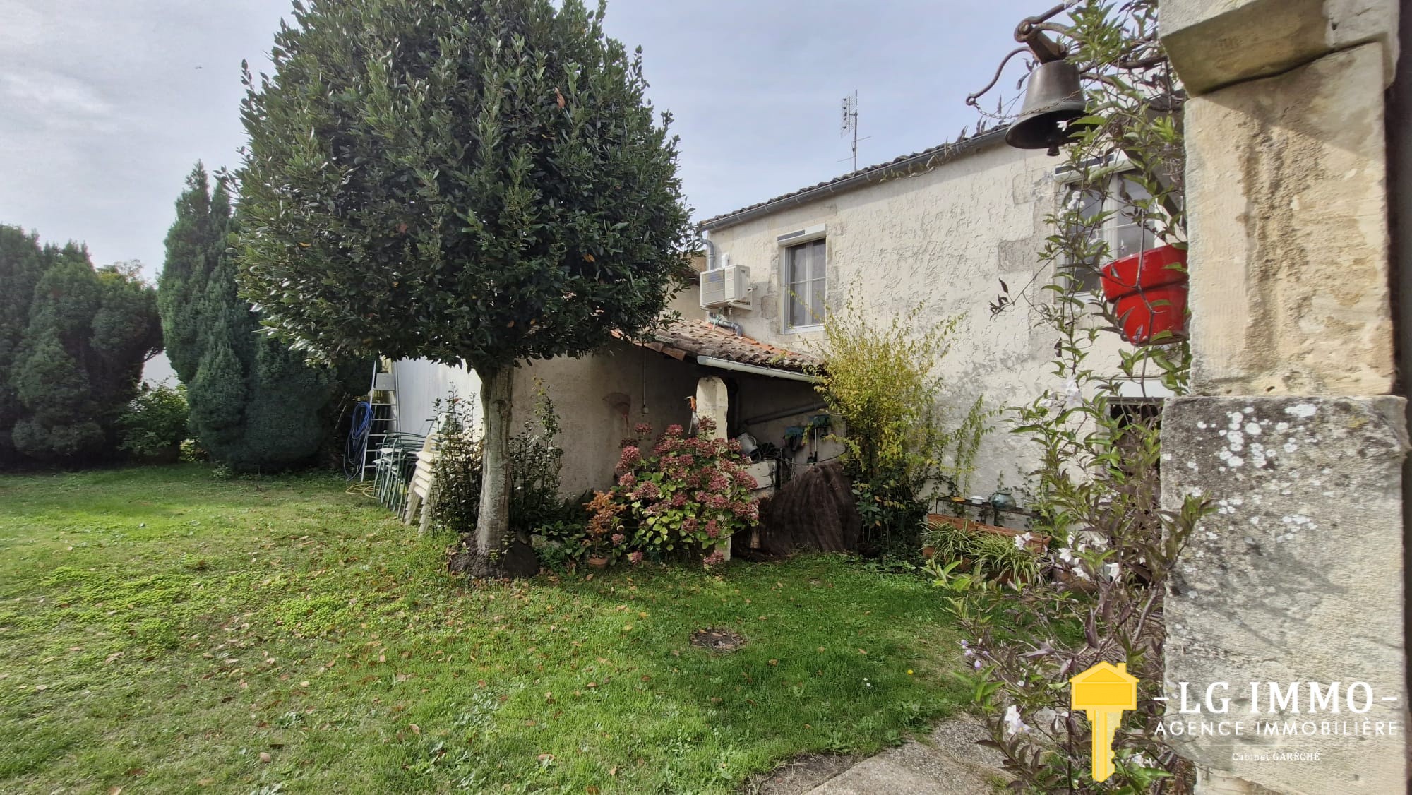 Vente Maison à Mortagne-sur-Gironde 9 pièces