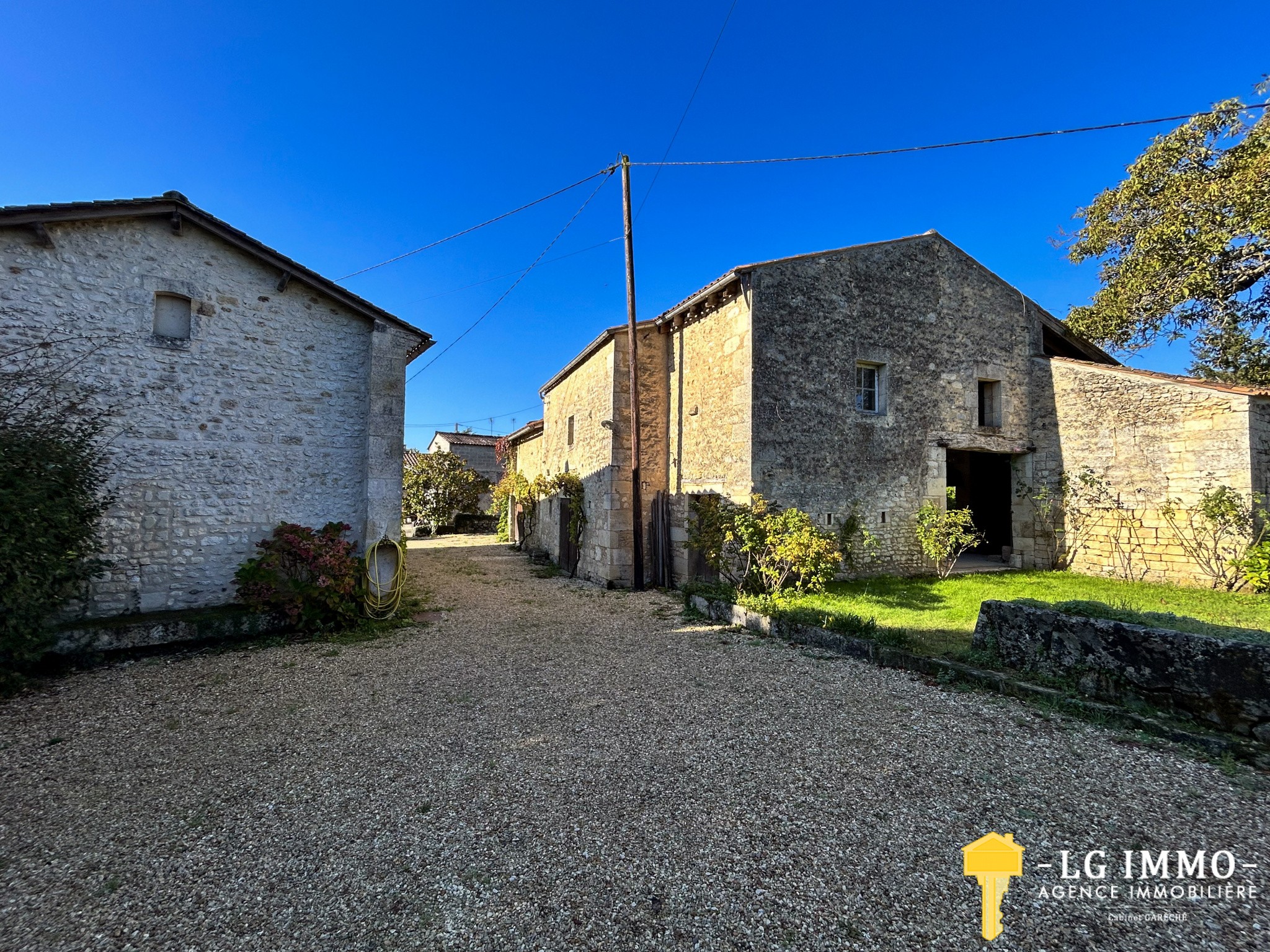 Vente Maison à Mortagne-sur-Gironde 15 pièces