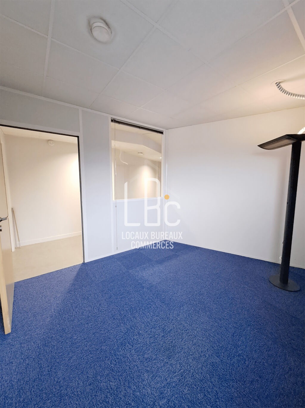 Location Bureau / Commerce à Nantes 3 pièces