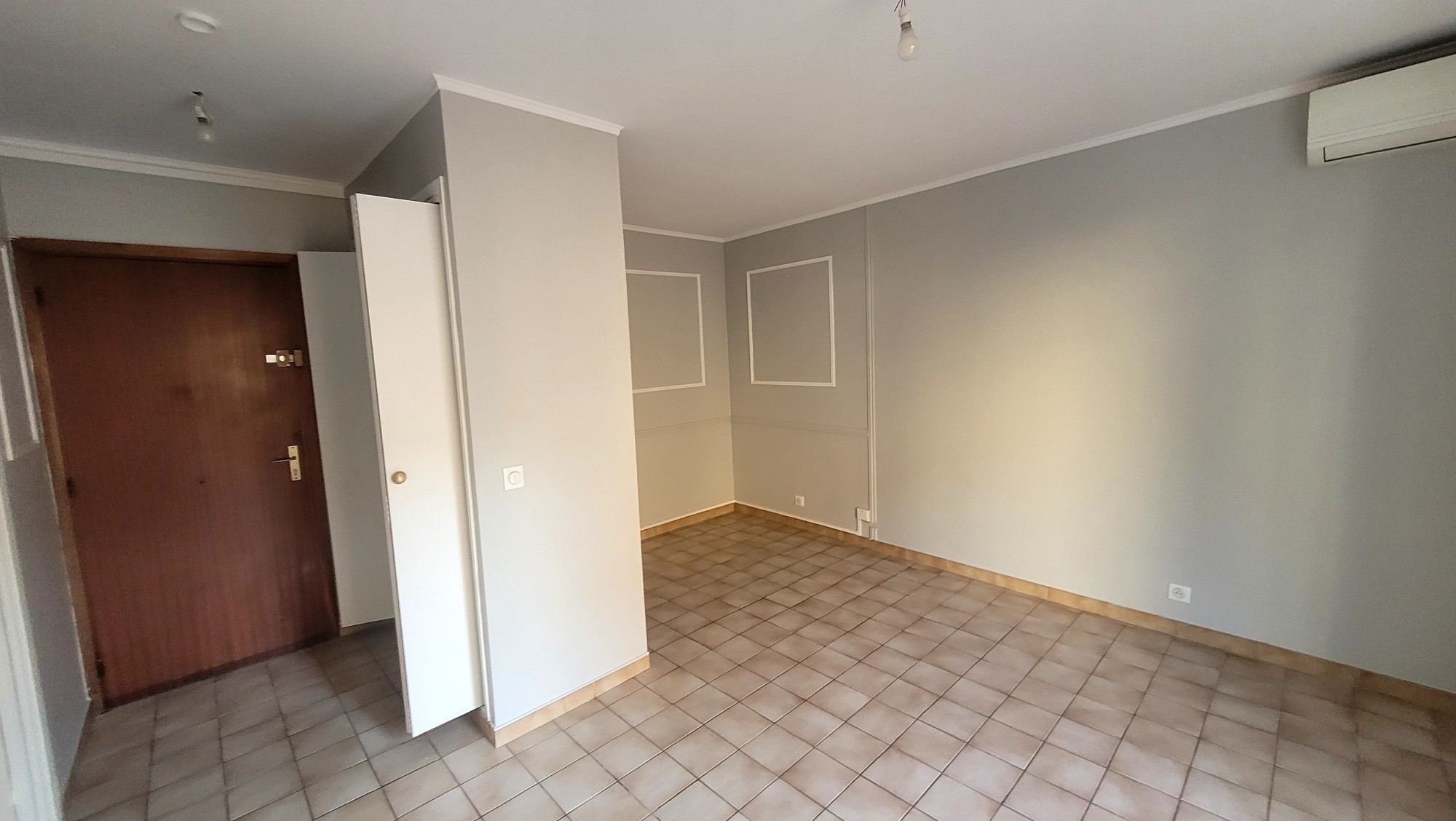 Location Appartement à Nice 1 pièce