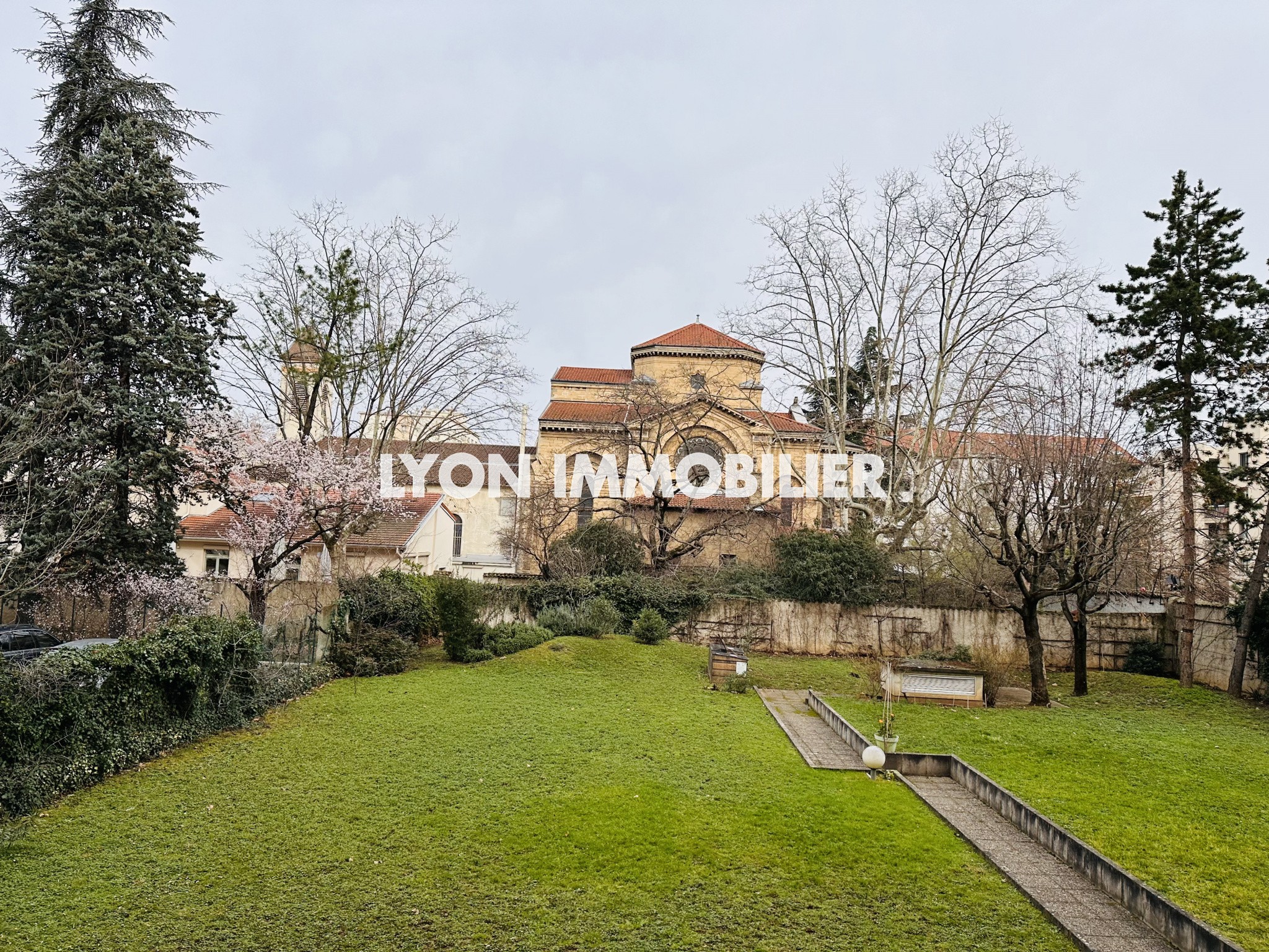 Vente Appartement à Lyon 8e arrondissement 4 pièces