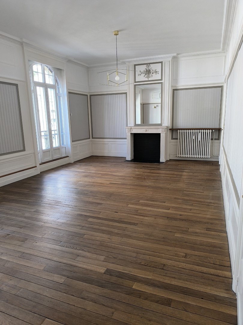 Location Appartement à Reims 6 pièces