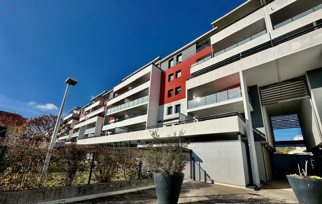 Vente Appartement à Ferney-Voltaire 4 pièces