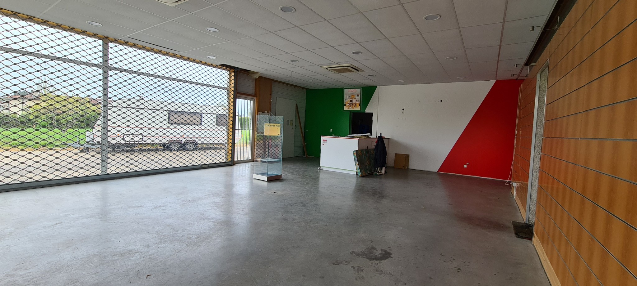 Location Bureau / Commerce à Marmande 0 pièce