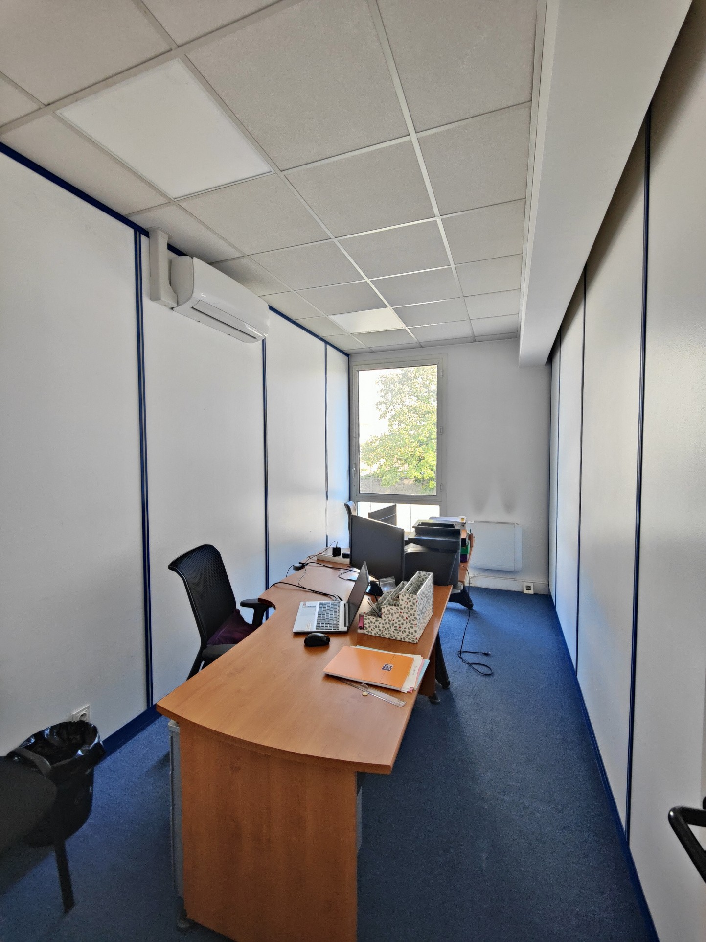 Vente Bureau / Commerce à Nanterre 15 pièces