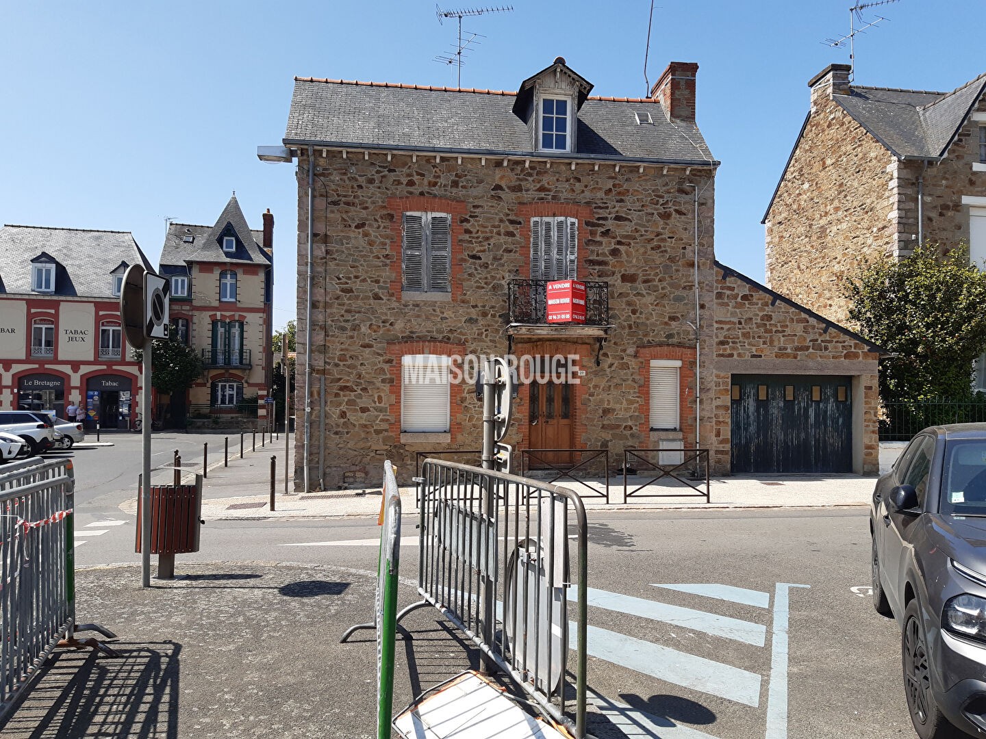 Vente Bureau / Commerce à Lamballe 19 pièces