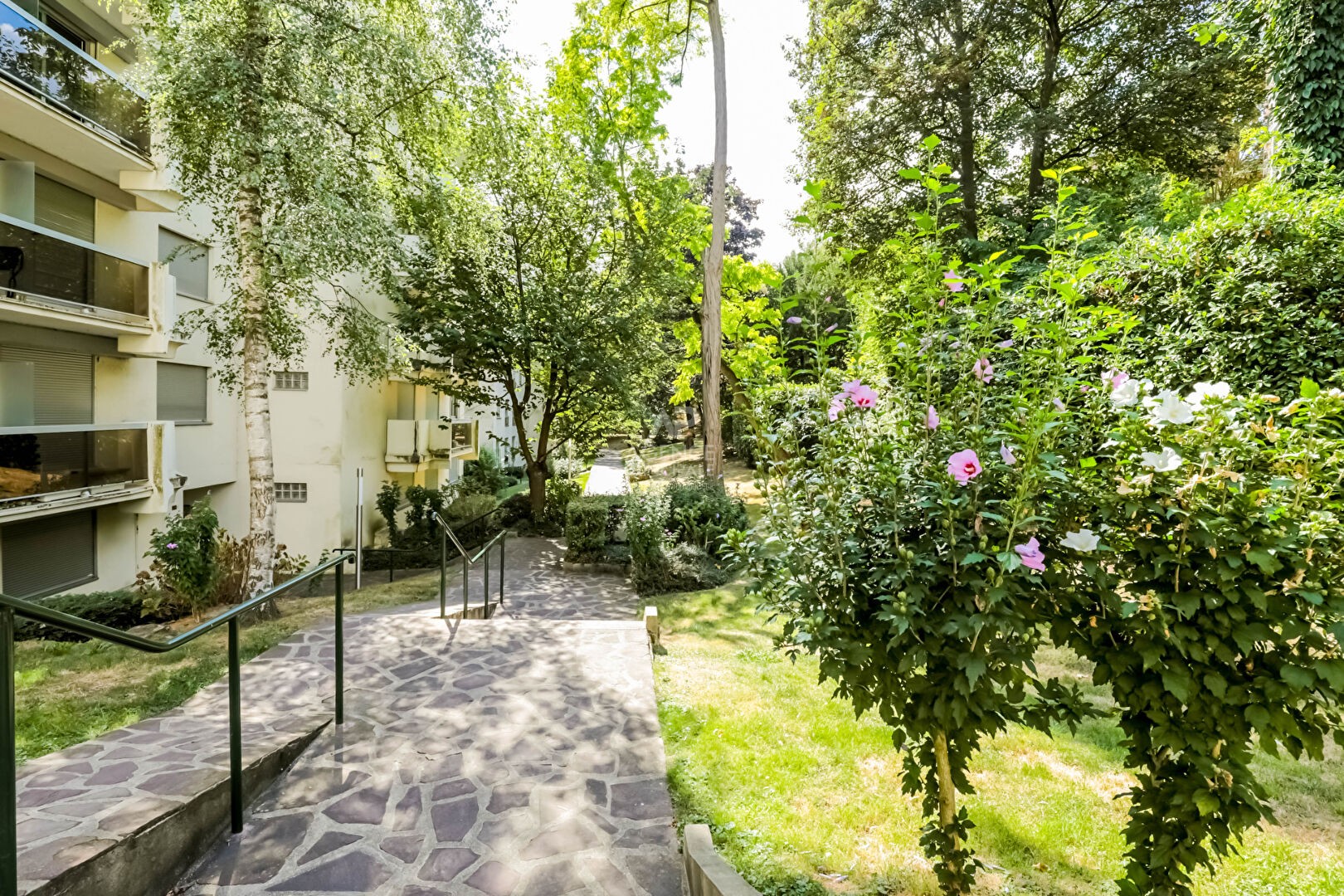 Vente Appartement à Suresnes 3 pièces