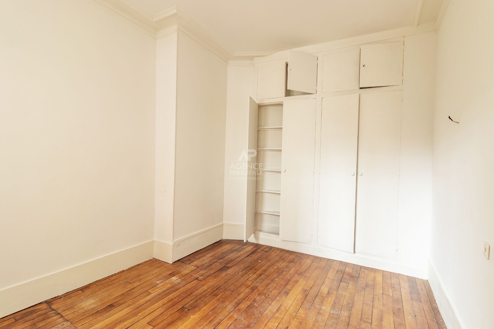 Vente Appartement à Paris Butte-Montmartre 18e arrondissement 2 pièces