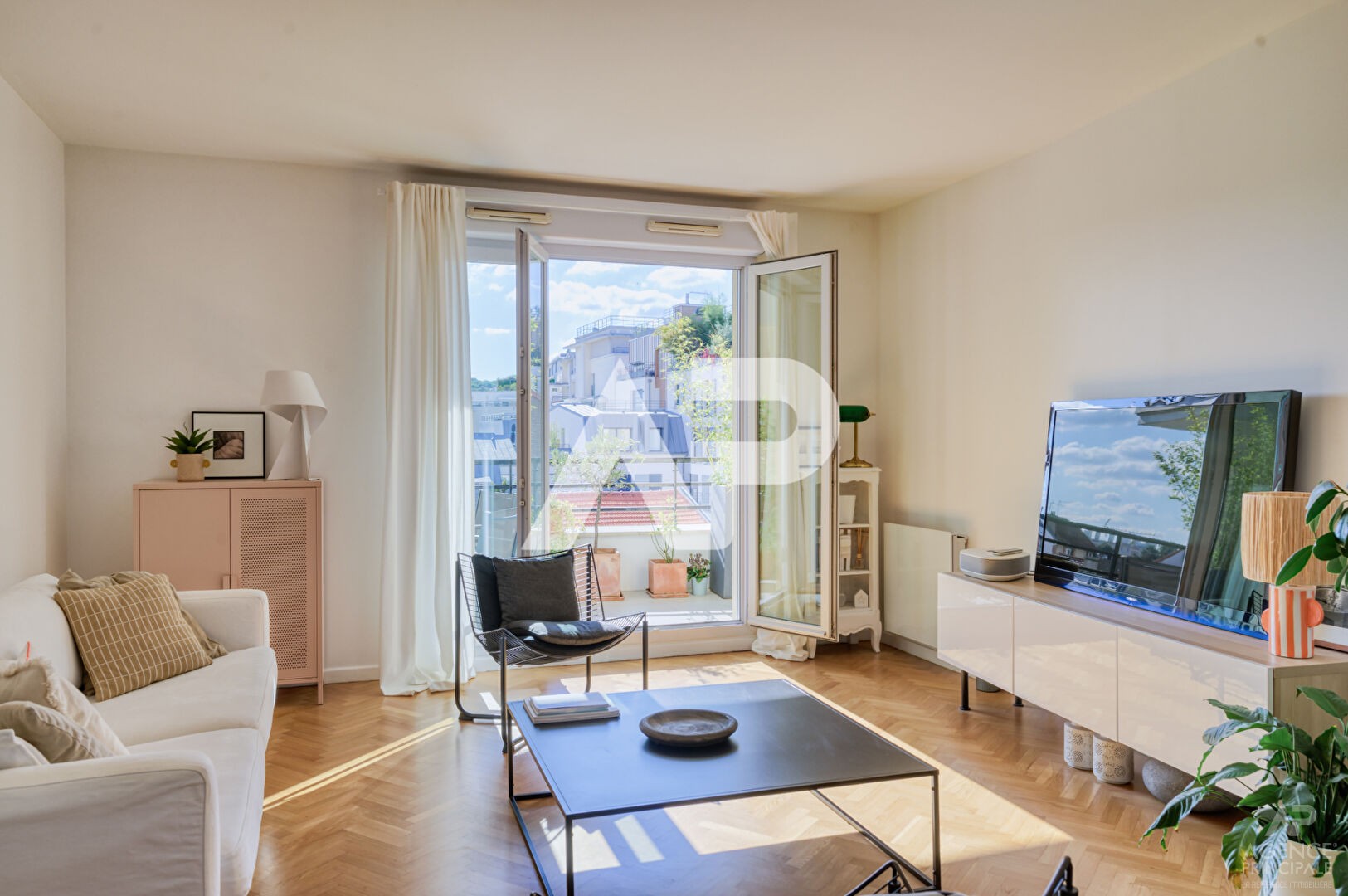 Vente Appartement à Suresnes 5 pièces