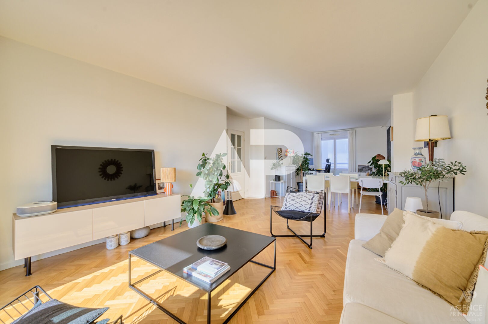 Vente Appartement à Suresnes 5 pièces