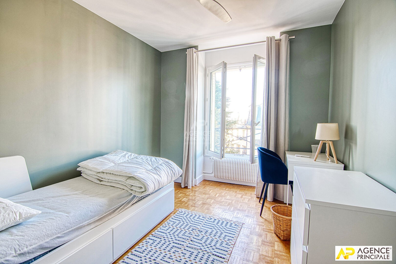 Location Appartement à Versailles 5 pièces