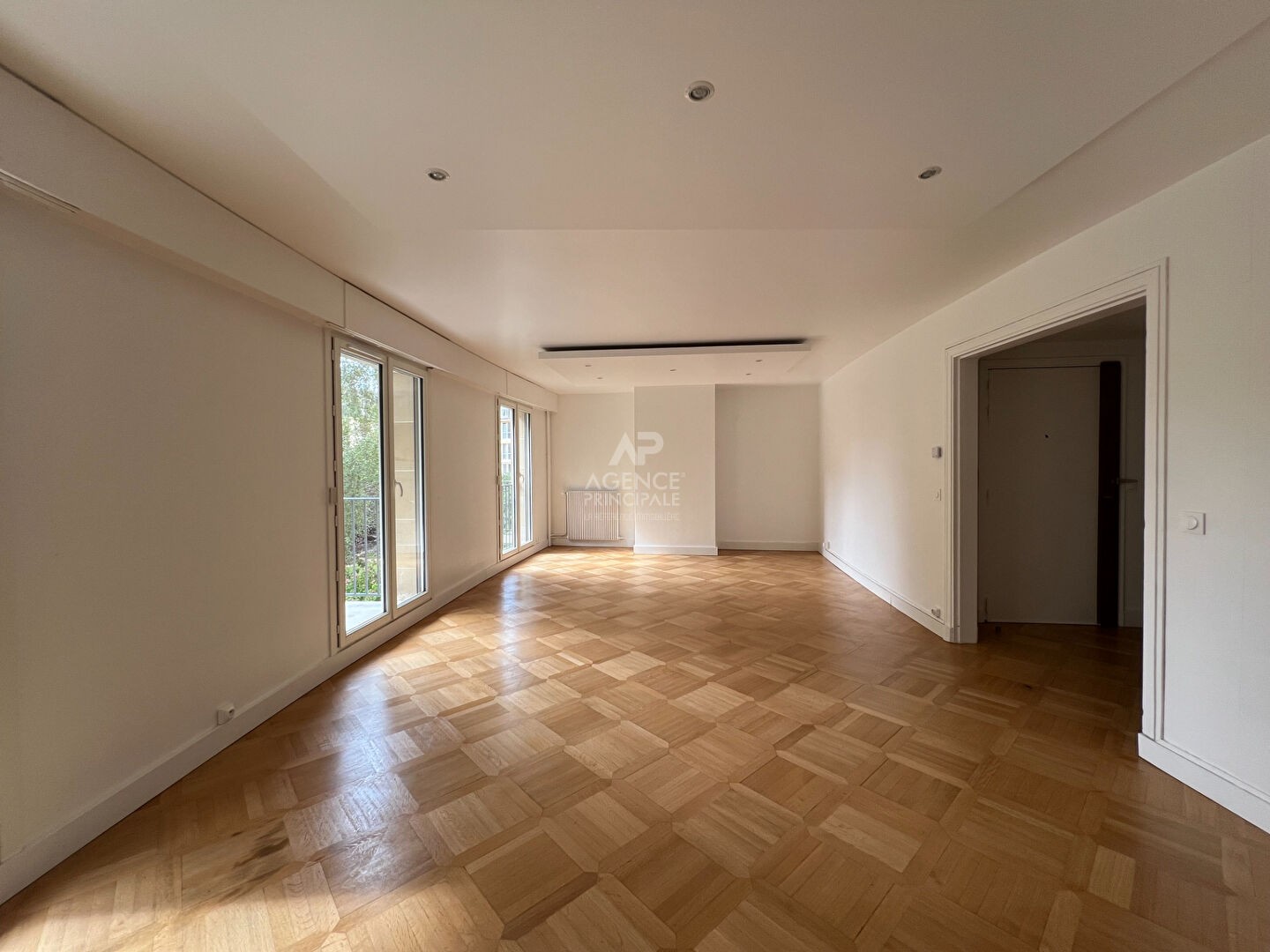 Location Appartement à Versailles 5 pièces