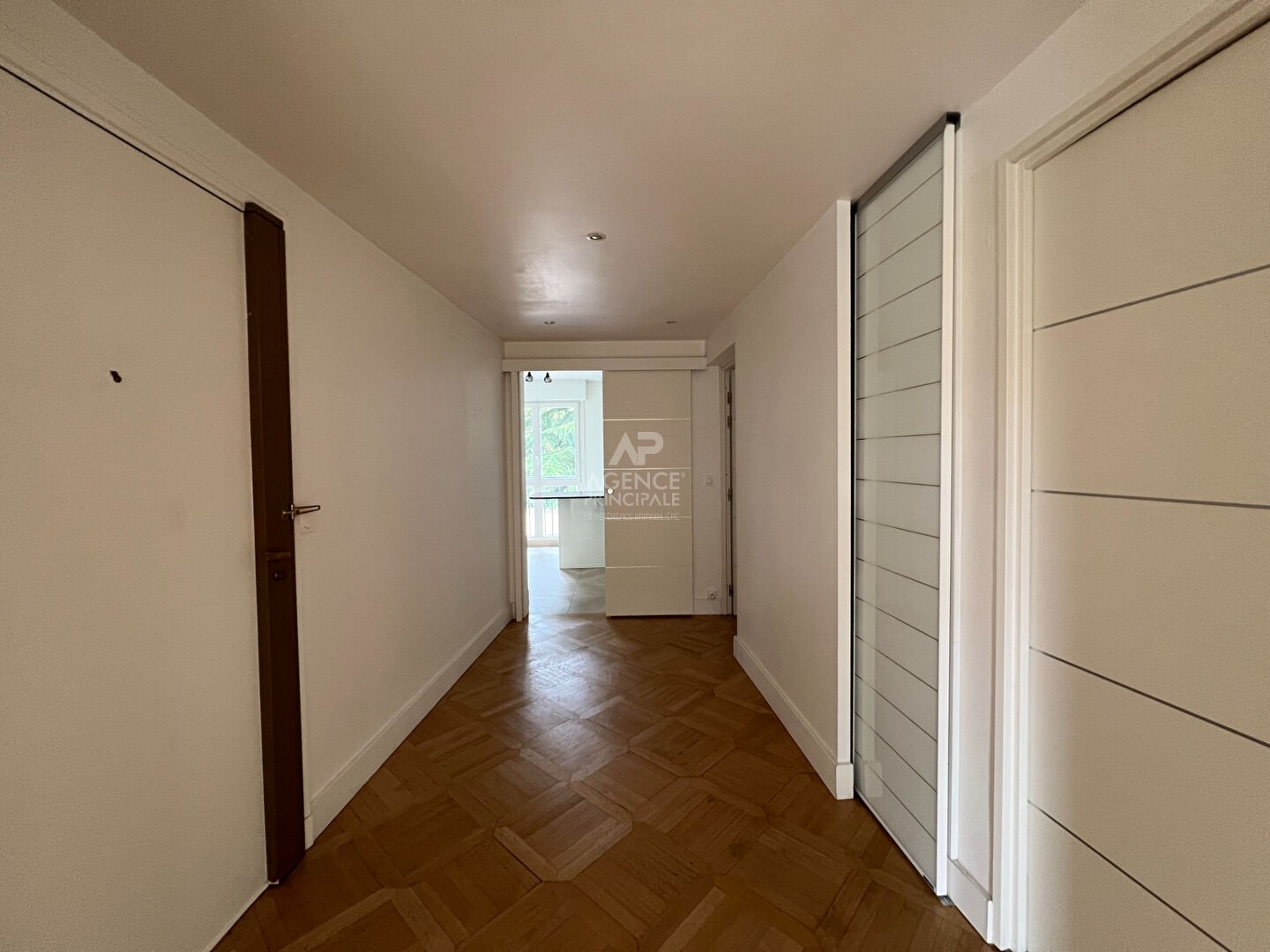 Location Appartement à Versailles 5 pièces