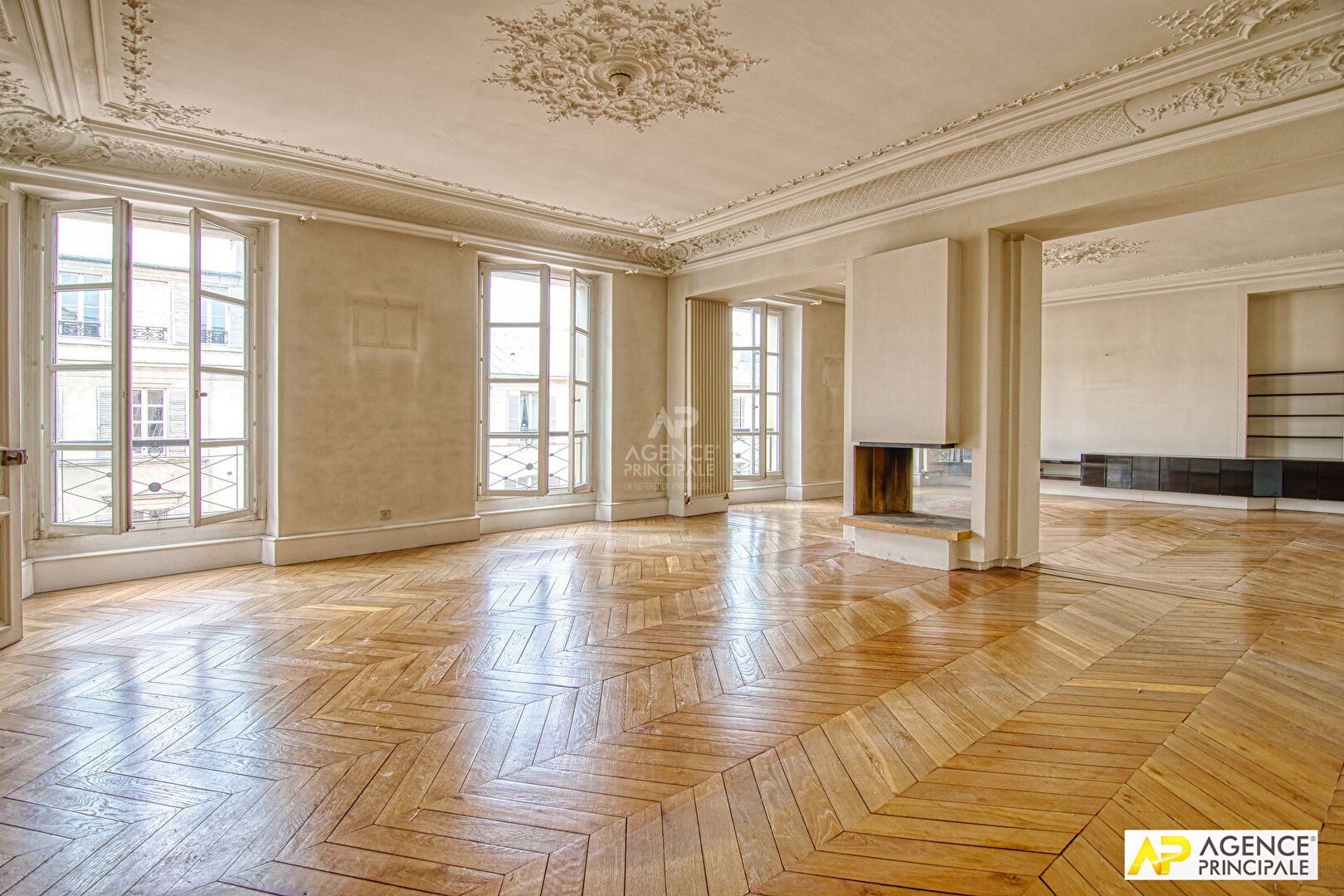 Vente Appartement à Versailles 8 pièces