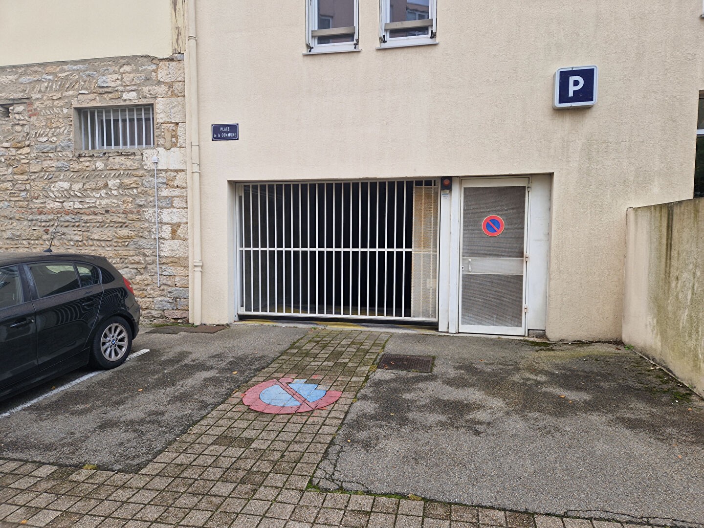 Location Garage / Parking à Bourg-en-Bresse 0 pièce