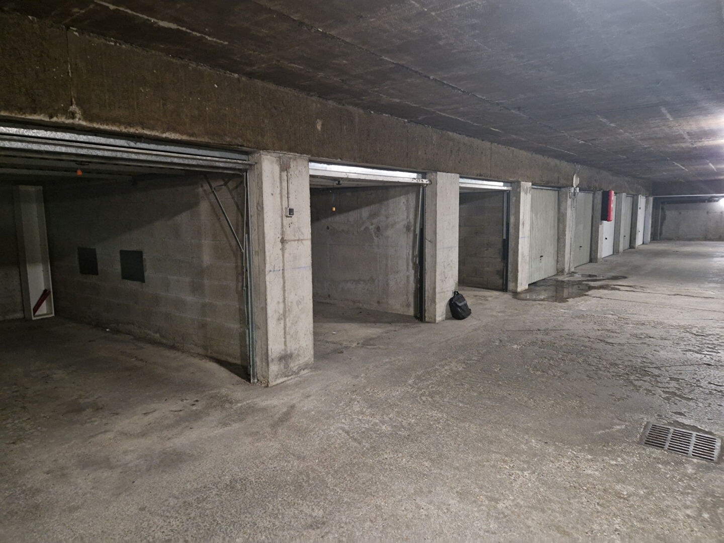 Location Garage / Parking à Bourg-en-Bresse 0 pièce