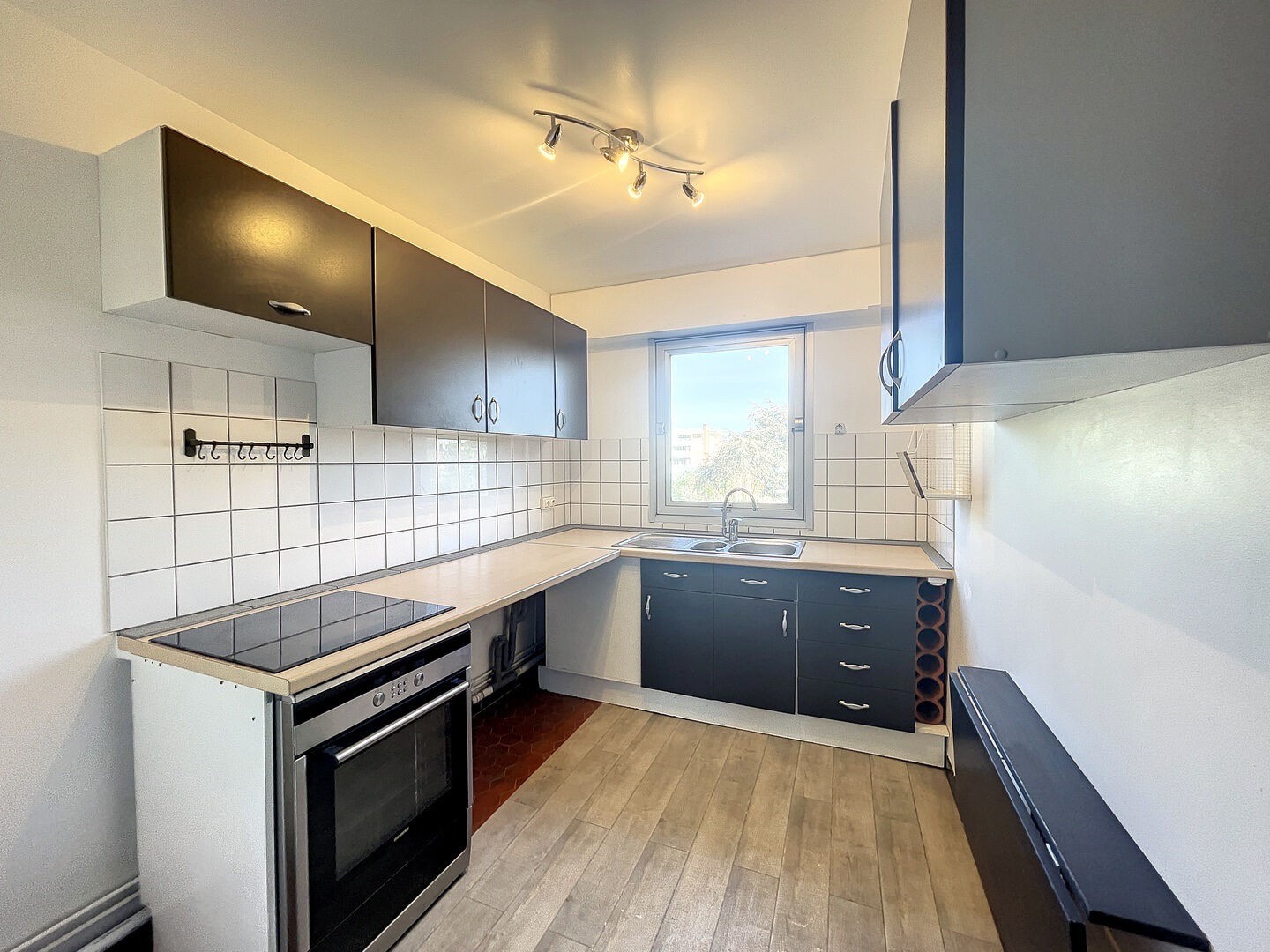 Location Appartement à Asnières-sur-Seine 4 pièces