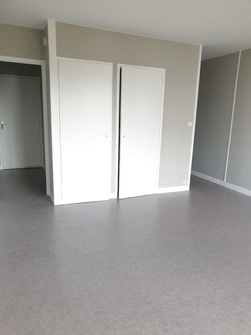 Location Appartement à Saint-Lô 1 pièce