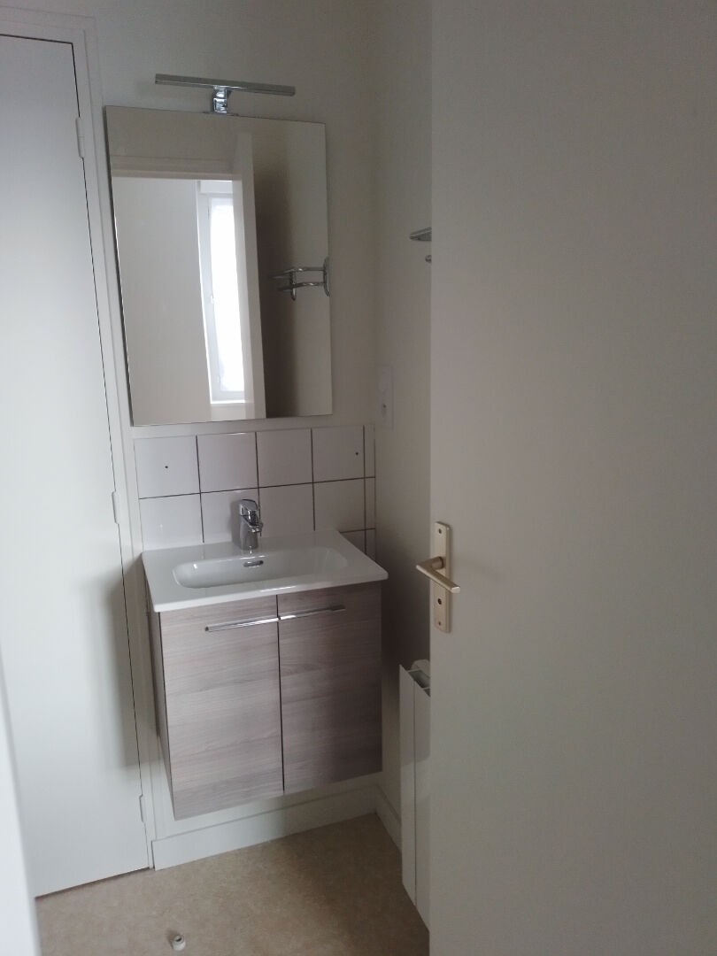 Location Appartement à Fougères 1 pièce