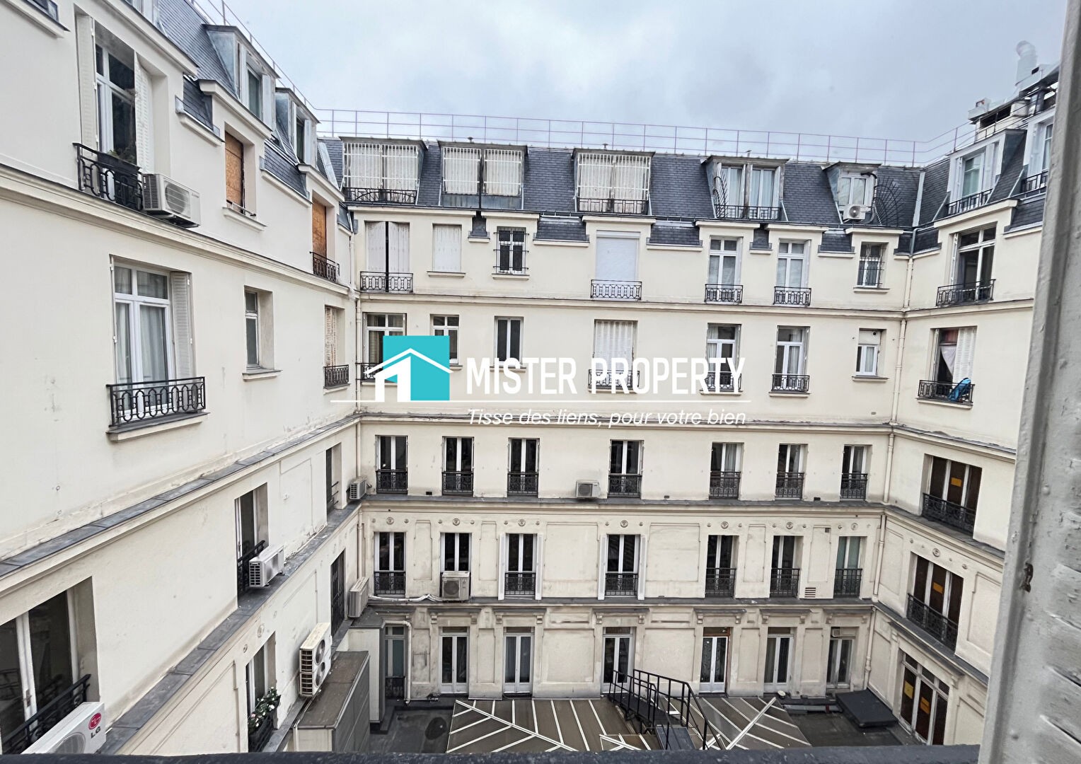 Vente Appartement à Paris Élysée  8e arrondissement 2 pièces