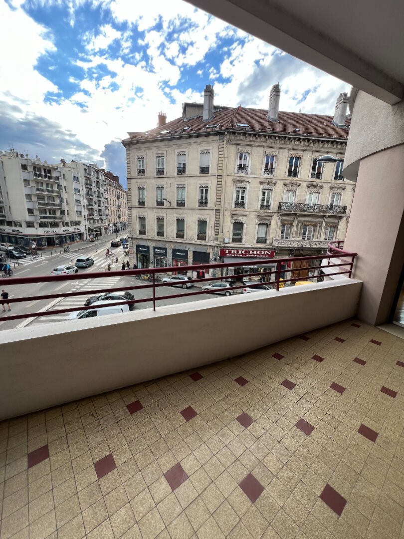 Vente Appartement à Grenoble 5 pièces