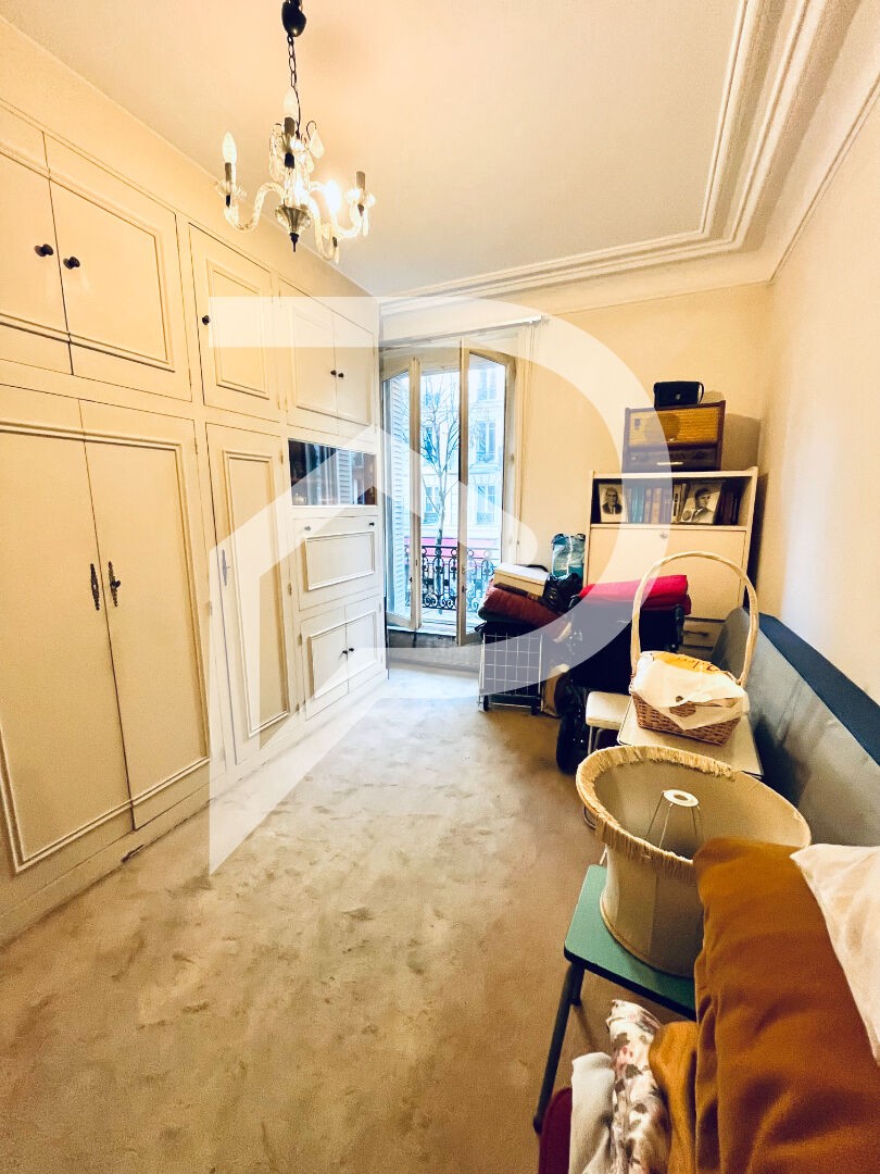 Vente Appartement à Paris Butte-Montmartre 18e arrondissement 3 pièces