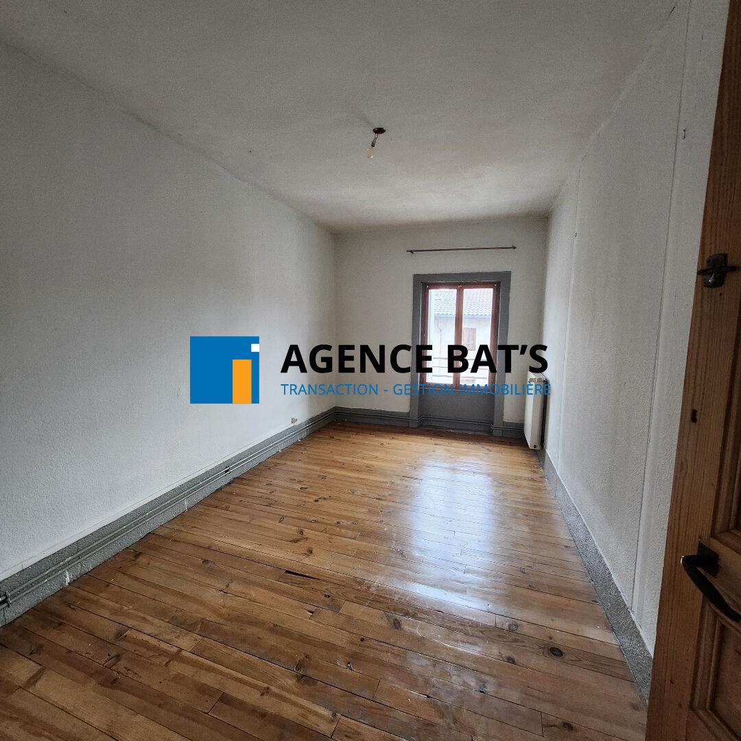 Location Appartement à Sury-le-Comtal 4 pièces