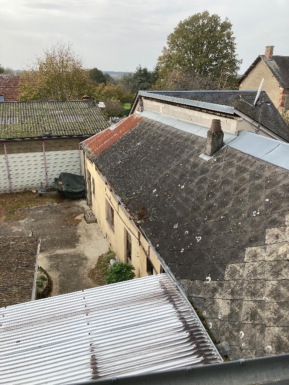 Vente Garage / Parking à Ivoy-le-Pré 0 pièce