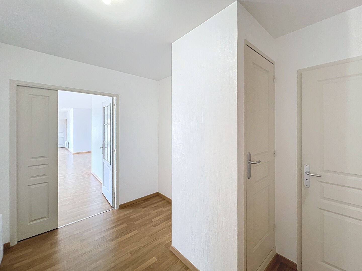 Vente Appartement à Sainte-Gemmes-sur-Loire 5 pièces