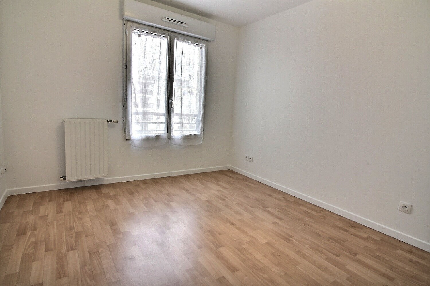 Location Appartement à Suresnes 2 pièces