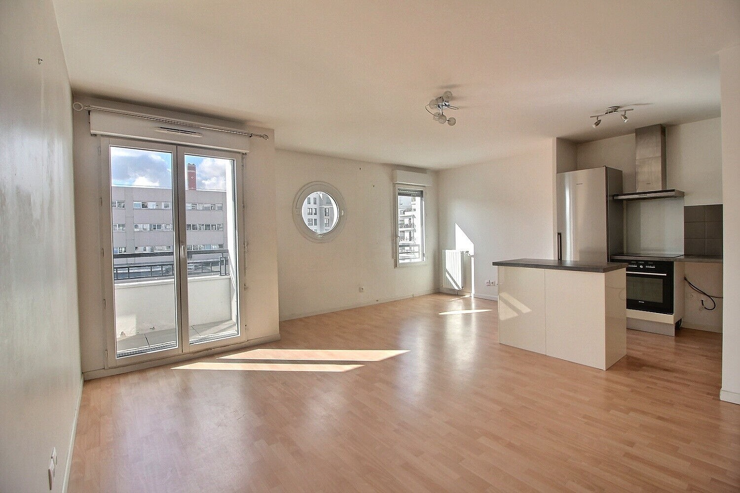 Vente Appartement à Suresnes 3 pièces