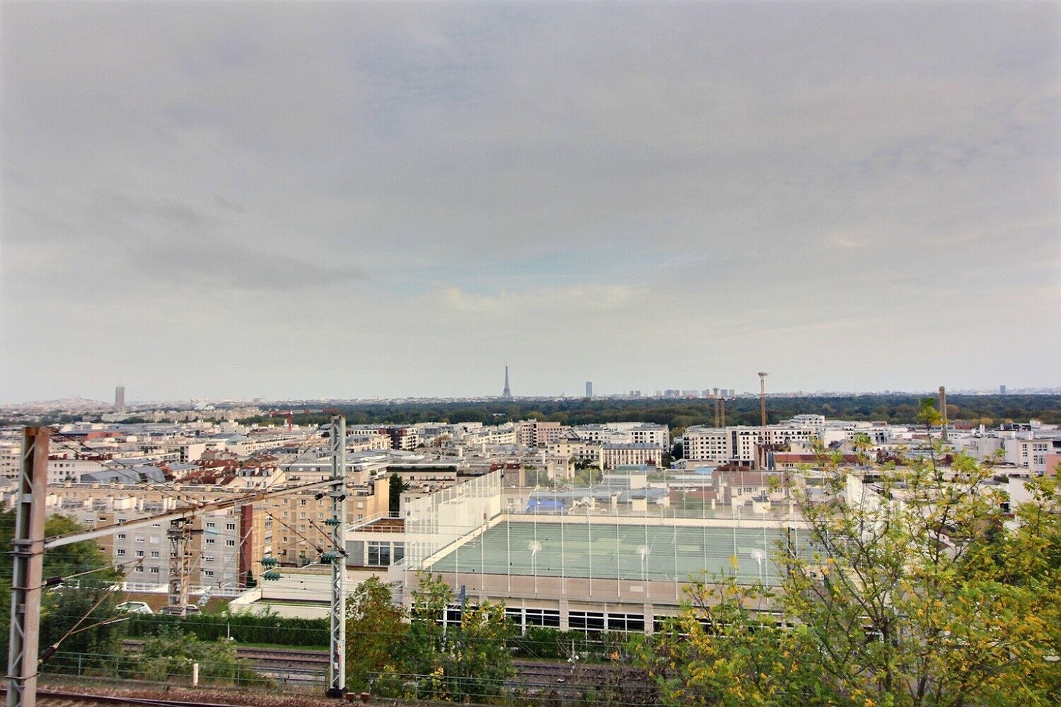 Vente Appartement à Suresnes 1 pièce