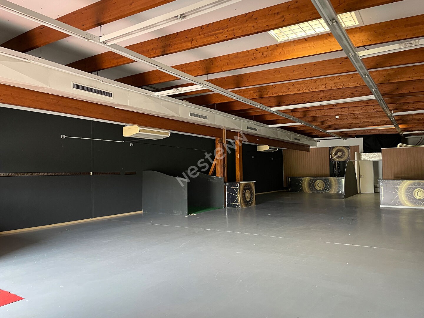 Location Garage / Parking à Longeville-lès-Saint-Avold 0 pièce