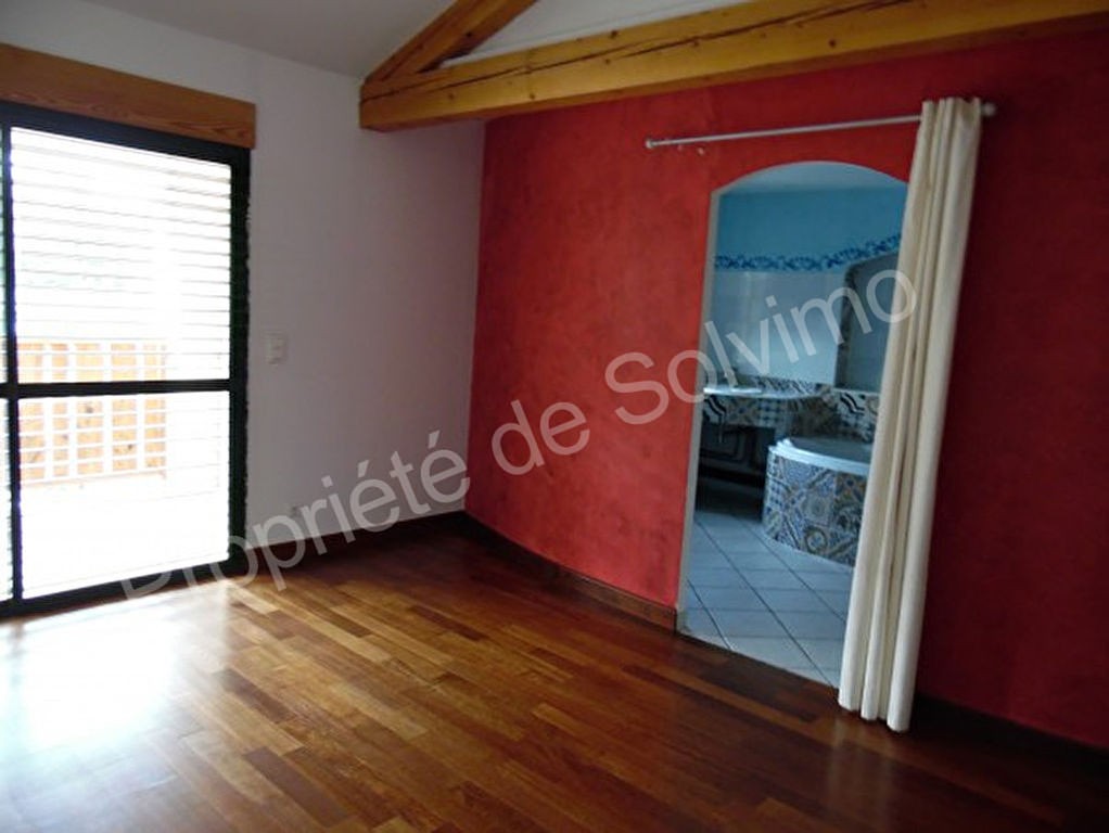 Location Appartement à Grane 5 pièces