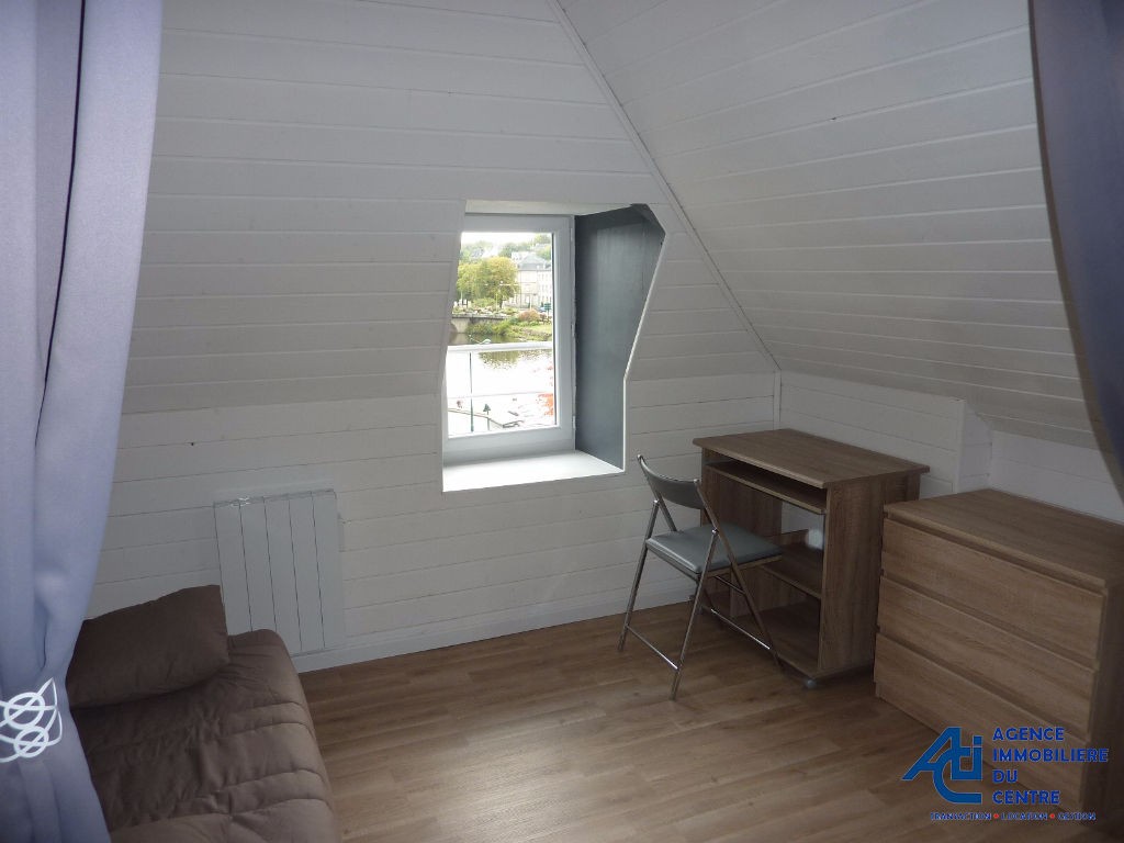 Location Appartement à Pontivy 1 pièce