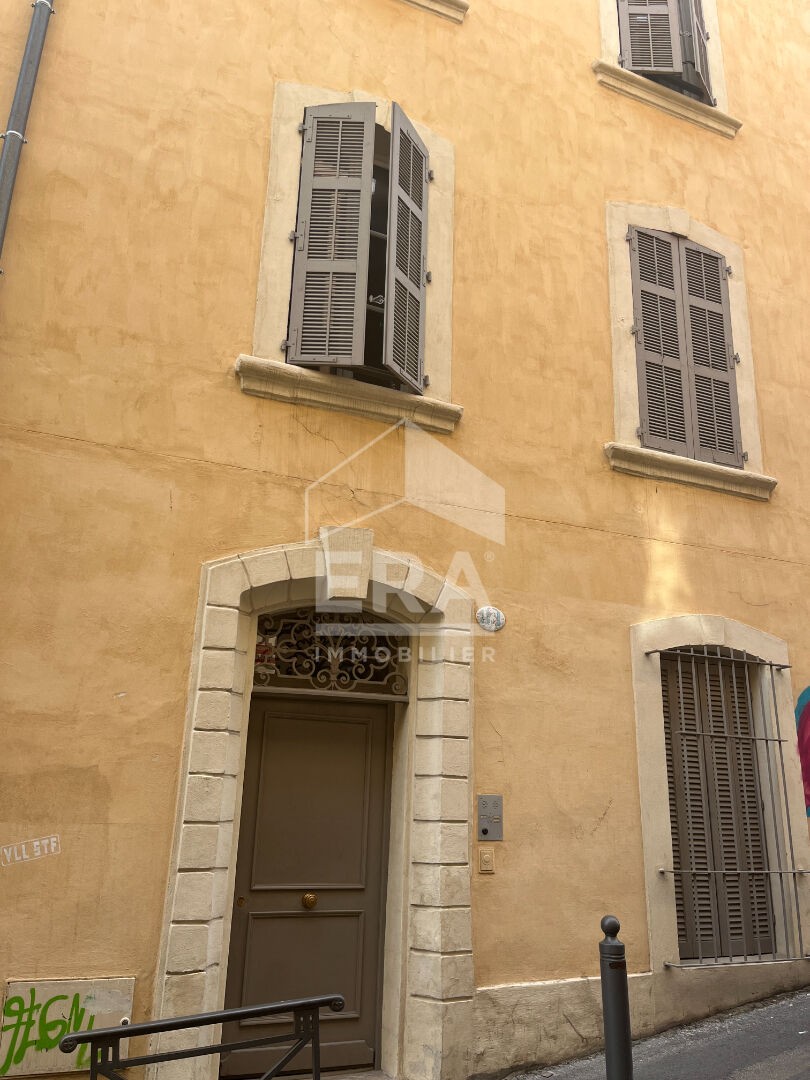 Location Appartement à Marseille 1er arrondissement 2 pièces