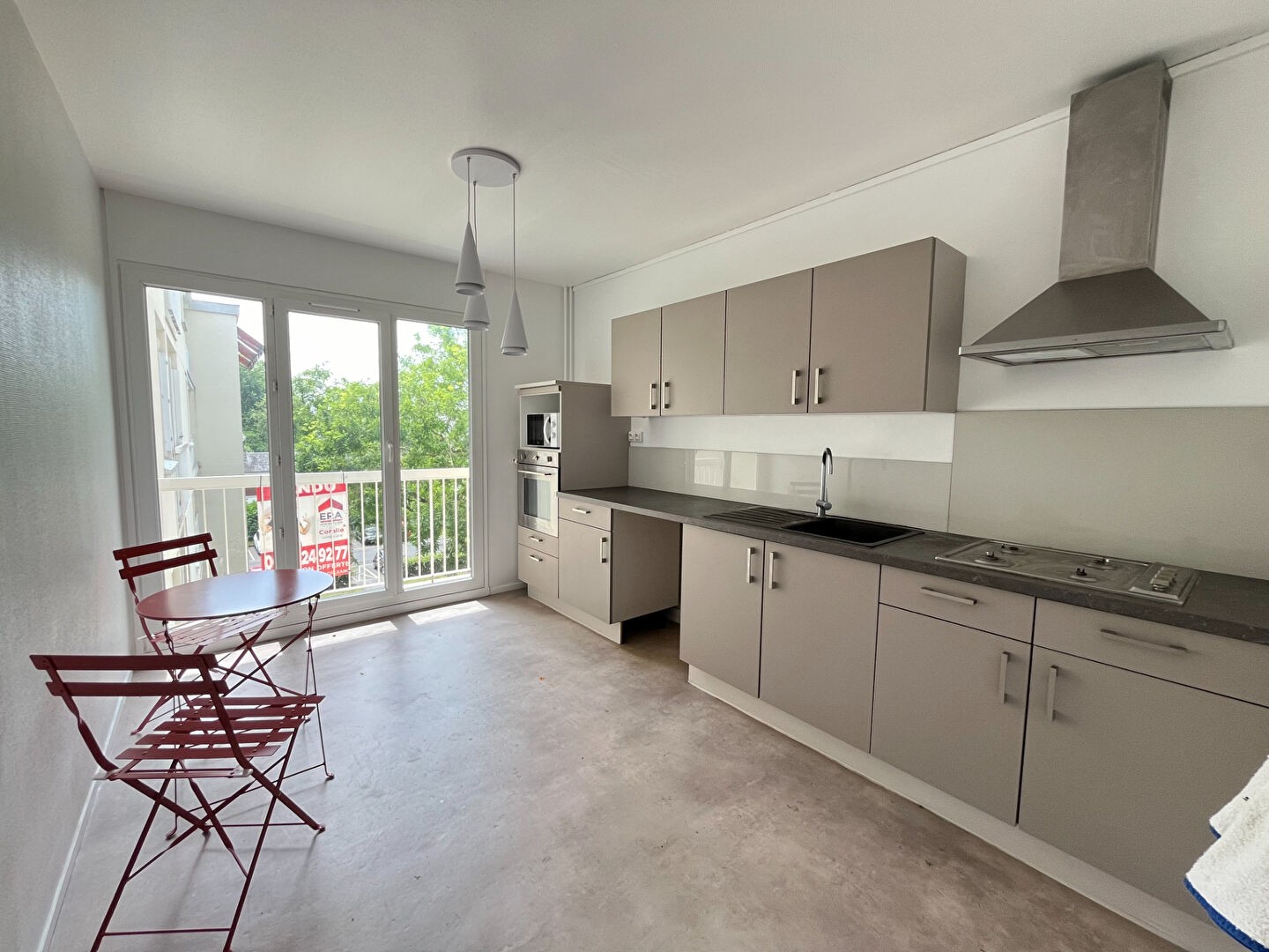 Vente Appartement à Fleury-les-Aubrais 5 pièces