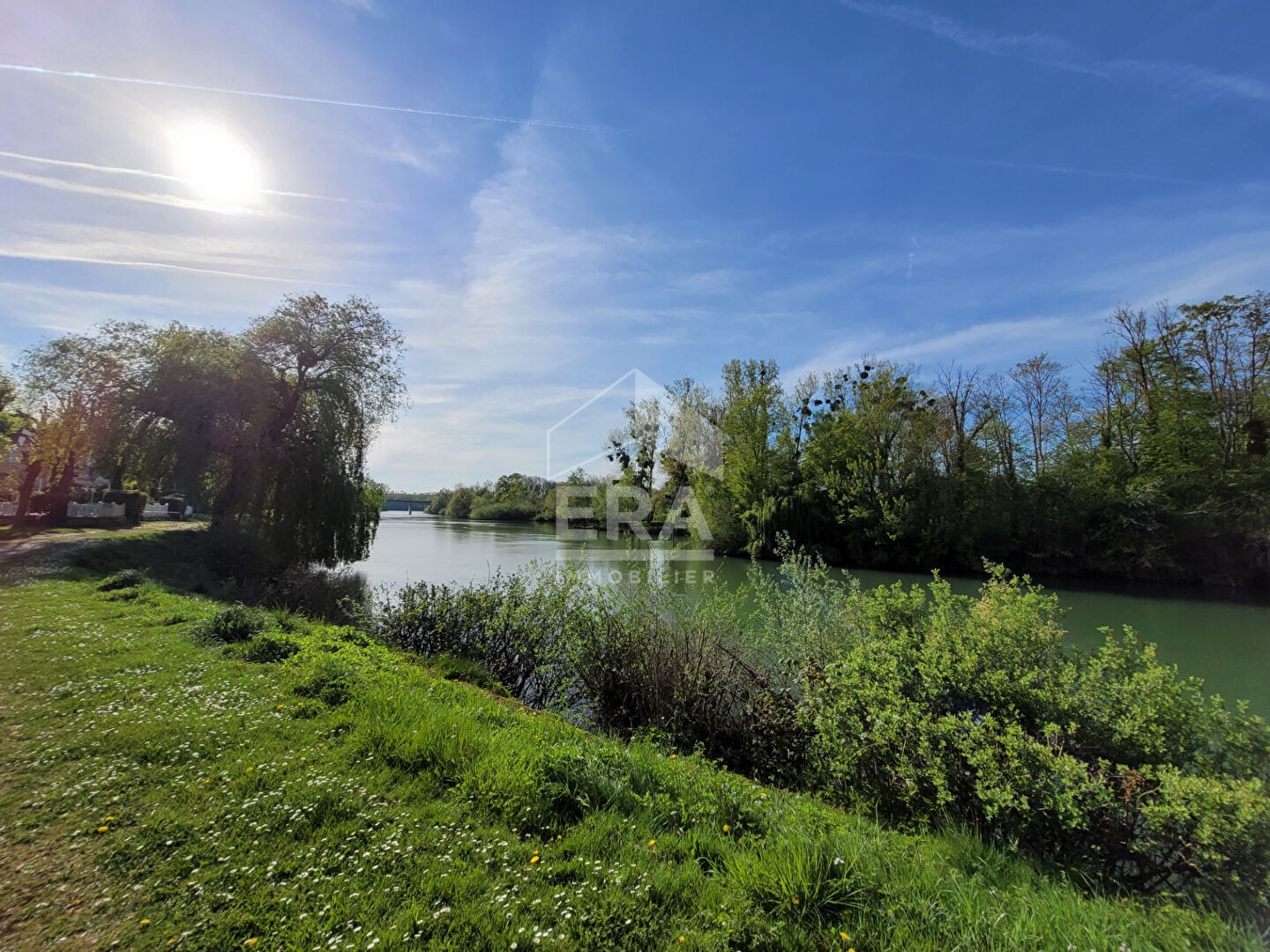 Location Appartement à Germigny-l'Évêque 1 pièce