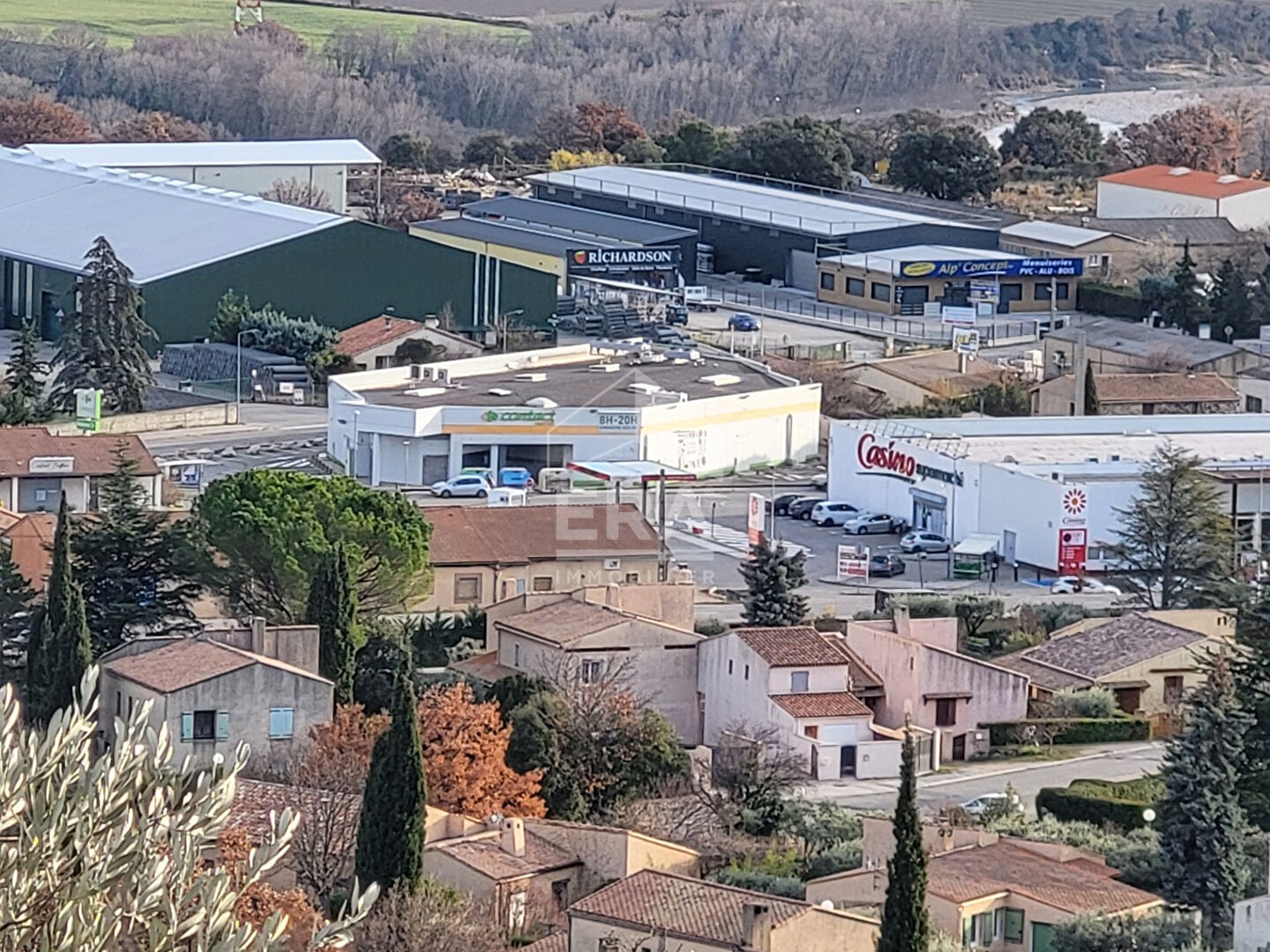 Vente Garage / Parking à Château-Arnoux-Saint-Auban 0 pièce