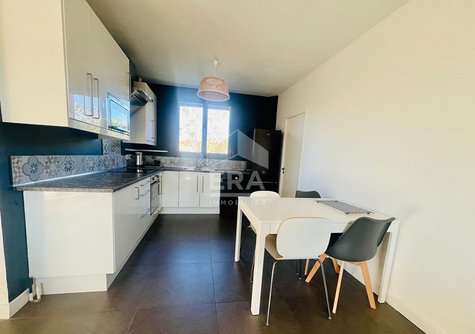 Location Appartement à Aix-en-Provence 5 pièces