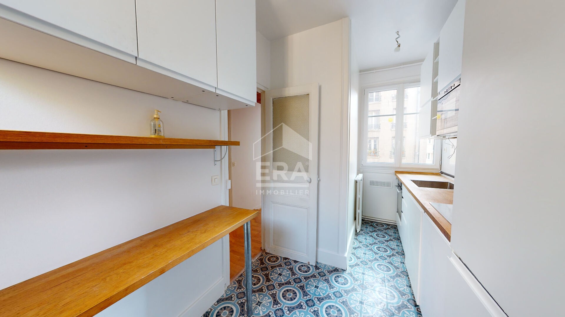 Vente Appartement à Paris Buttes-Chaumont 19e arrondissement 3 pièces