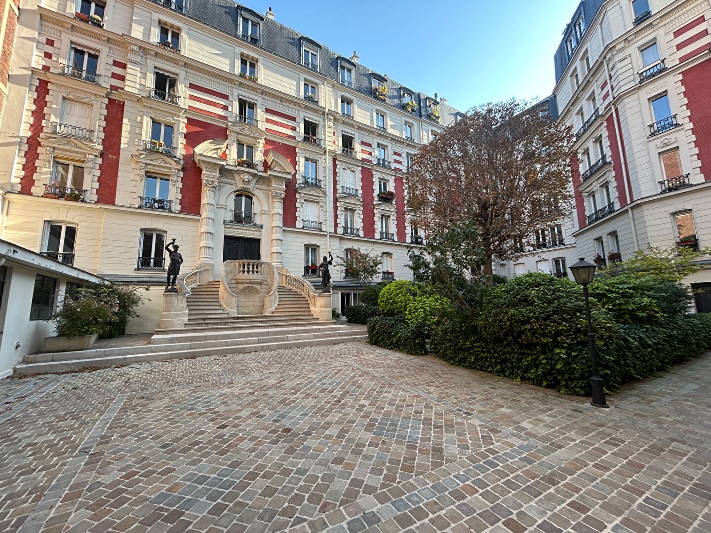 Vente Appartement à Paris Butte-Montmartre 18e arrondissement 3 pièces