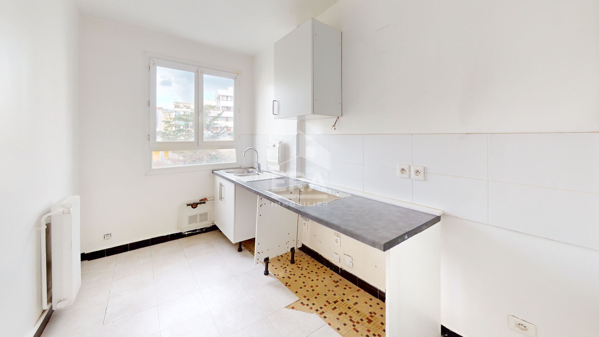 Vente Appartement à Paris Buttes-Chaumont 19e arrondissement 4 pièces