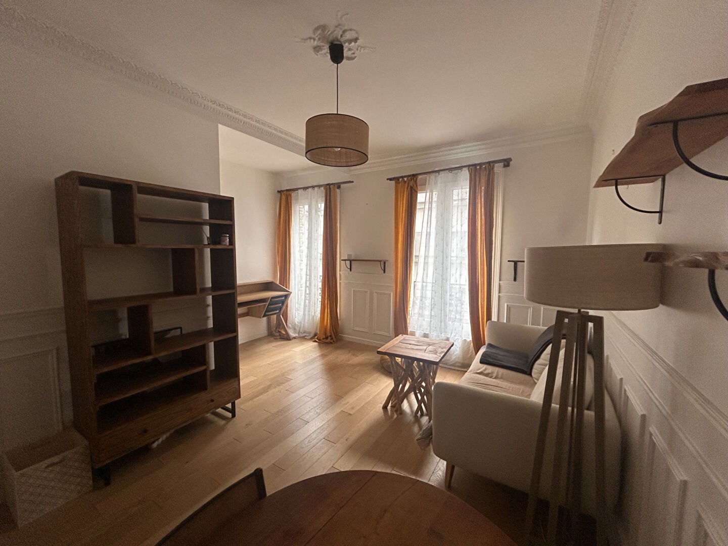 Location Appartement à Paris Buttes-Chaumont 19e arrondissement 2 pièces