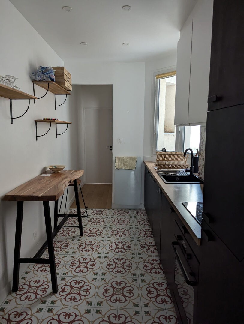 Location Appartement à Paris Buttes-Chaumont 19e arrondissement 2 pièces