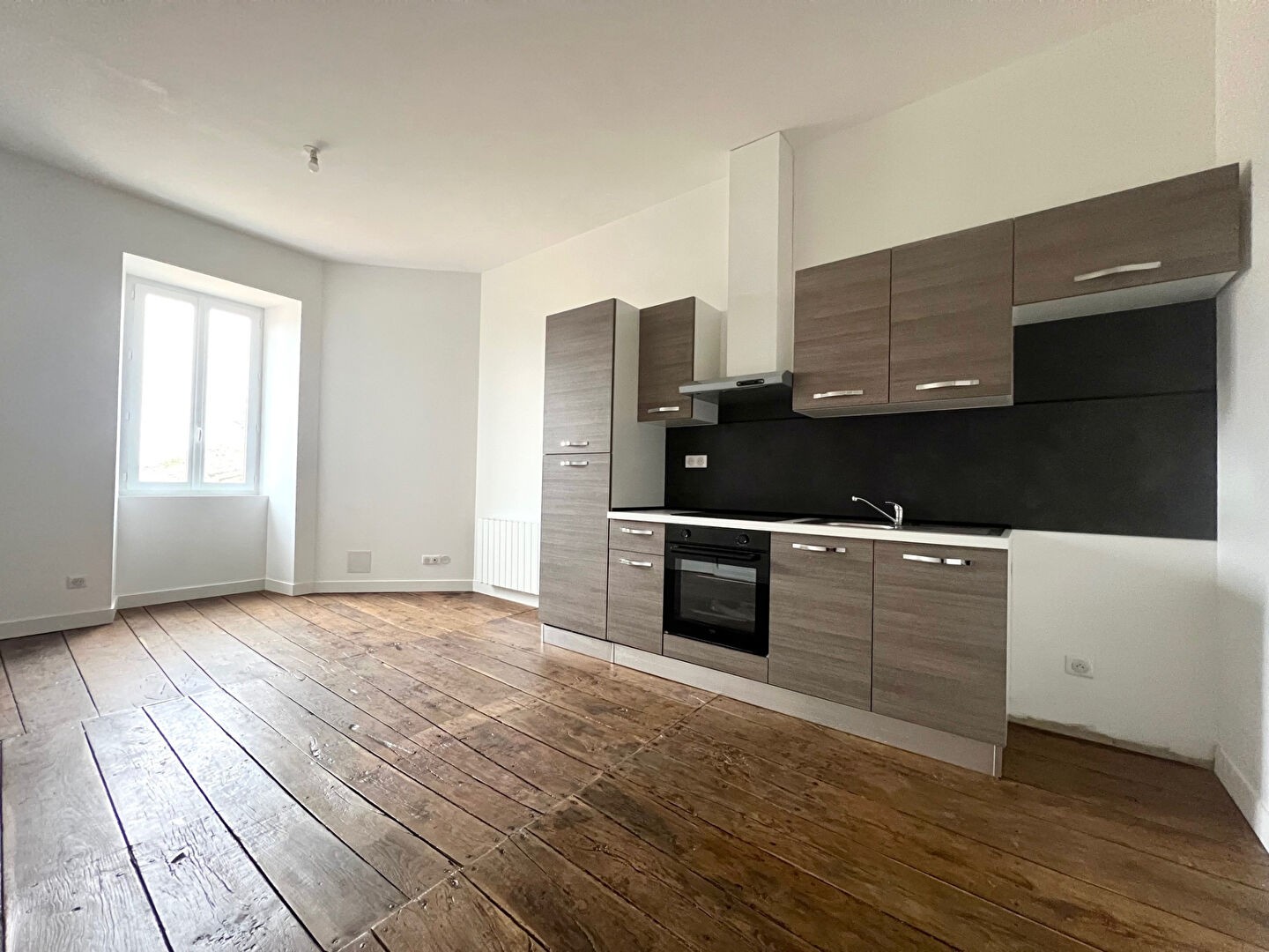 Location Appartement à Villebois-Lavalette 3 pièces