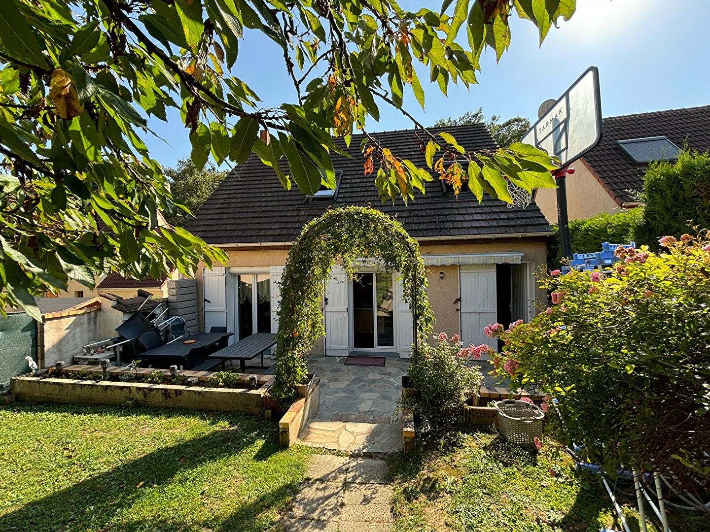 Vente Maison à la Ville-du-Bois 6 pièces