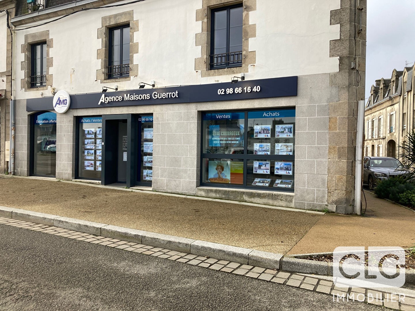 Vente Garage / Parking à Pont-l'Abbé 5 pièces