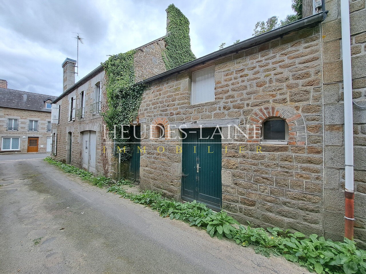 Vente Maison à Saint-Georges-de-Reintembault 15 pièces