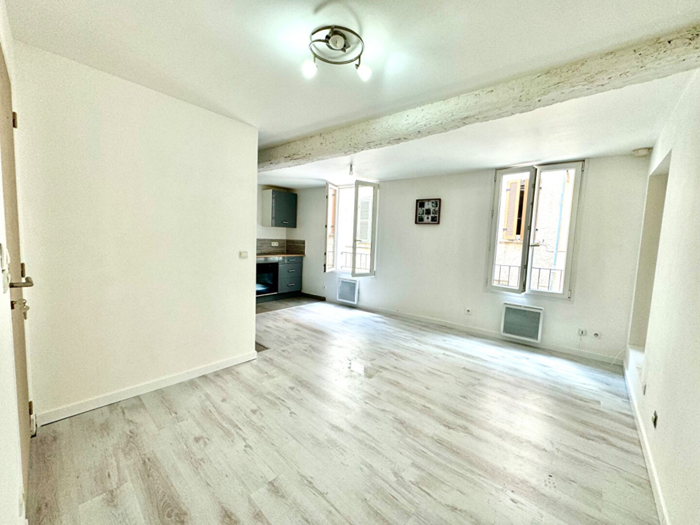 Vente Appartement à le Luc 2 pièces